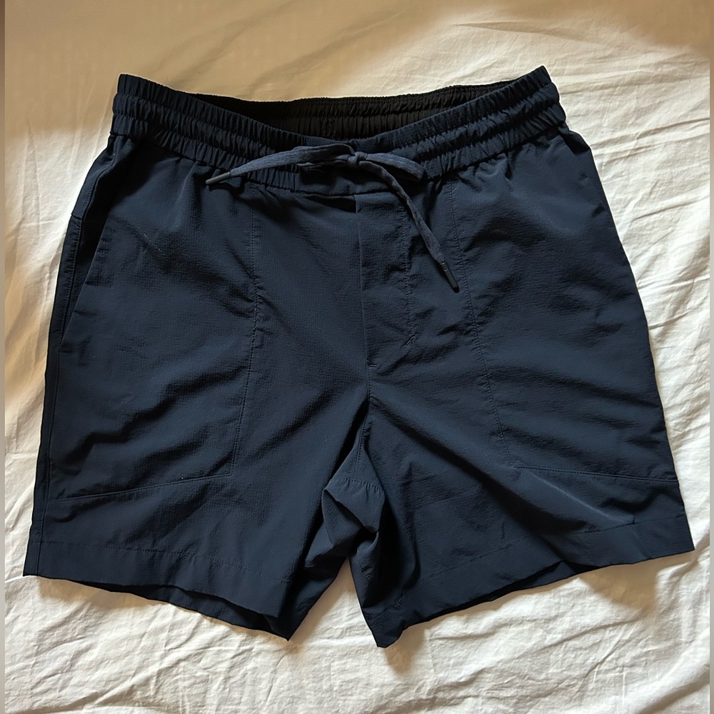 Lululemon Bowline Short 5” (true navy)